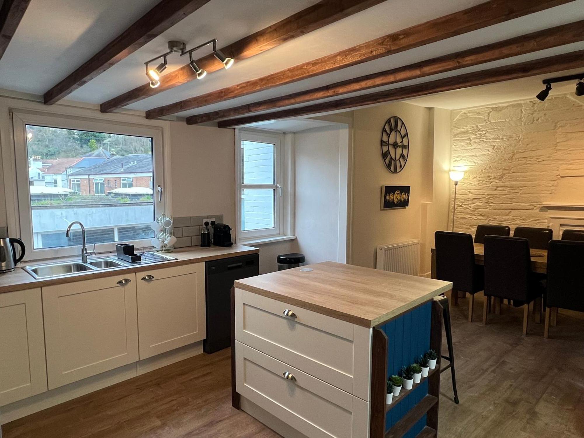 A Spacious 2 Bed Flat In Kingsbridge Town エクステリア 写真